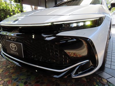 TOYOTA CROWN CROSSOVER - 9