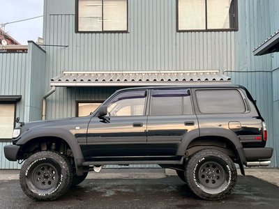 TOYOTA LAND CRUISER 80 - 4