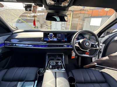 BMW 7 SERIES - 4