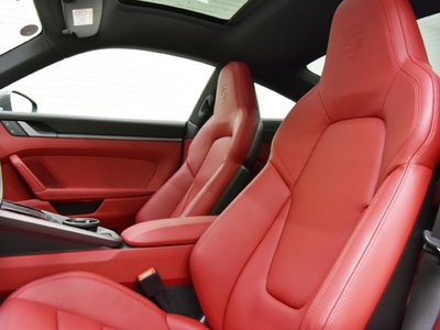 PORSCHE 911 - 9
