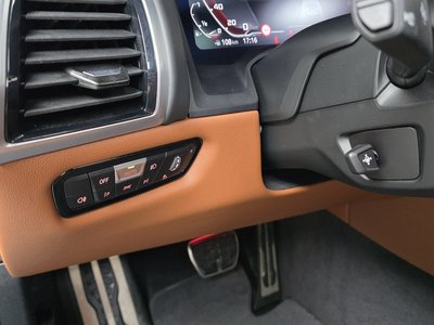 2025 BMW 8 SERIES 缩略图 29