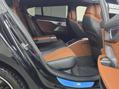 2025 BMW 8 SERIES 缩略图 18