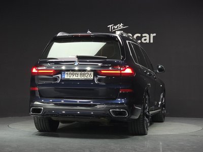 2022 BMW X7 照片 3