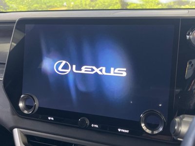 2023 Lexus RX photo 4