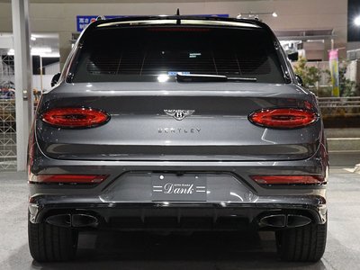 BENTLEY BENTAYGA - 6