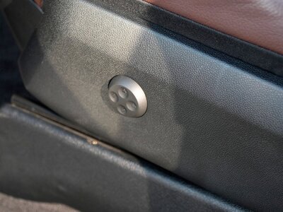 MERCEDES-BENZ G-CLASS - 10