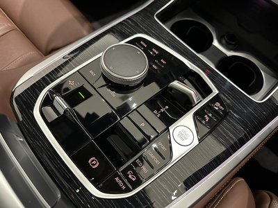 2024 BMW X5 — миниатюра 25