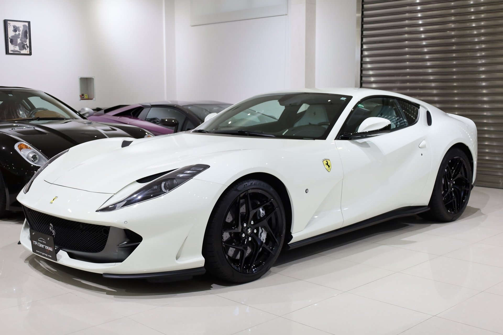 FERRARI 812 SUPERFAST - View 1