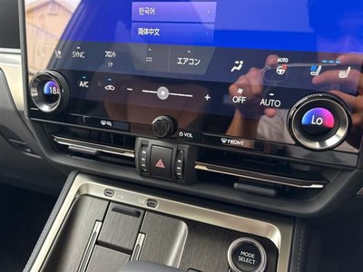 صورة 9 لـ 2025 Lexus GX
