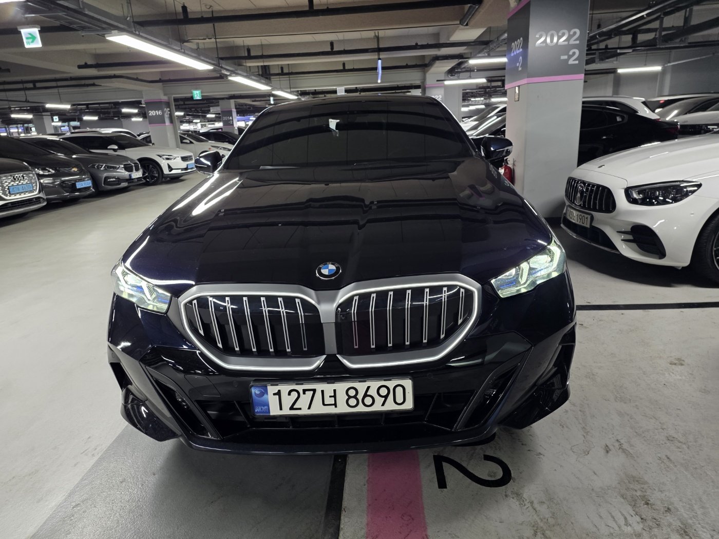 BMW 5 SERIES - View 1