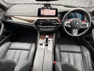 صورة 4 لـ 2018 BMW M5