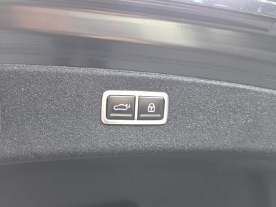2024 Genesis G80 (RG3) thumbnail 33