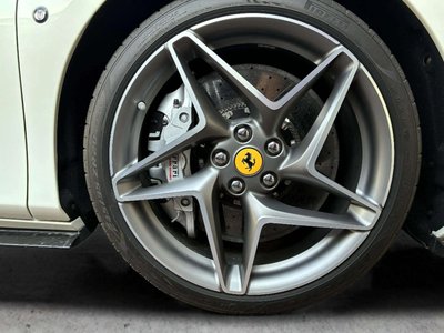 صورة مصغرة 19 لـ 2021 Ferrari F8 SPIDER
