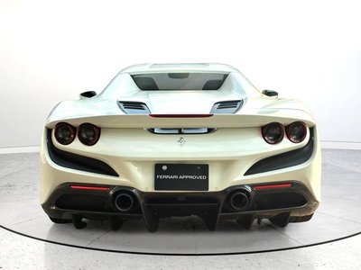 صورة 8 لـ 2021 Ferrari F8 SPIDER