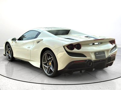 صورة 10 لـ 2021 Ferrari F8 SPIDER