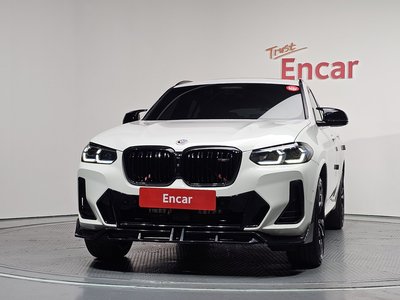 2022 BMW X4 photo 2