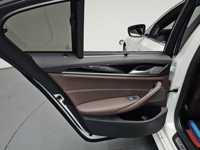 2023 BMW 5 SERIES — миниатюра 16