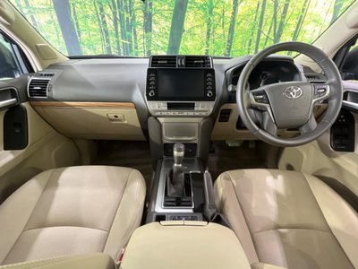 2022 Toyota LAND CRUISER PRADO 照片 2