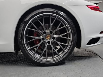 PORSCHE 911 - 8