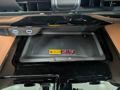 صورة 9 لـ 2023 Toyota VELLFIRE