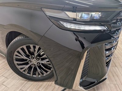 صورة مصغرة 29 لـ 2023 Toyota VELLFIRE