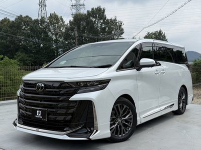 2025 Toyota VELLFIRE — фото 1