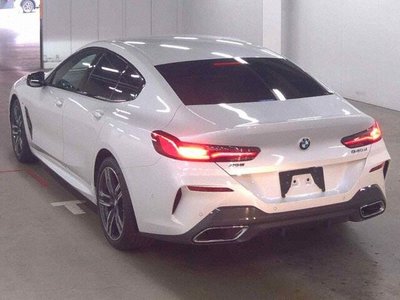 2021 BMW 8 SERIES photo 2