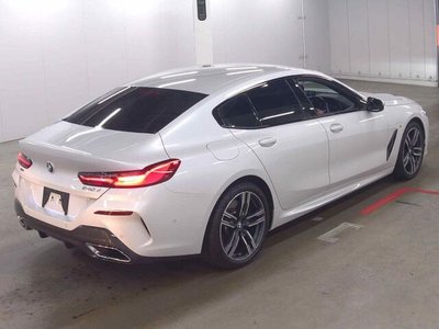 2021 BMW 8 SERIES photo 5