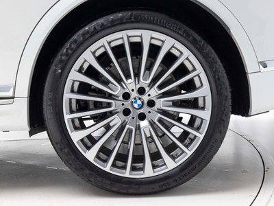 2025 BMW X7 — фото 6