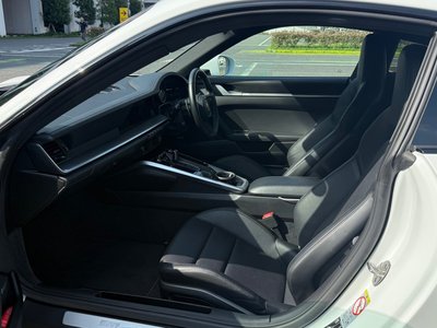 PORSCHE 911 CARRERA - 6