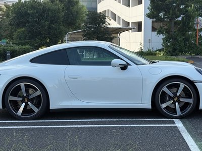 PORSCHE 911 CARRERA - 3