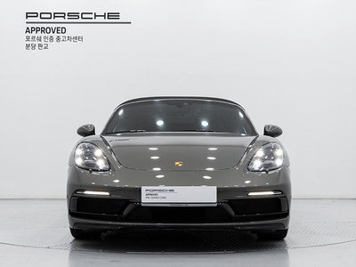 صورة 2 لـ 2019 Porsche 718