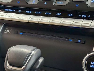 TOYOTA LAND CRUISER 300 - 7