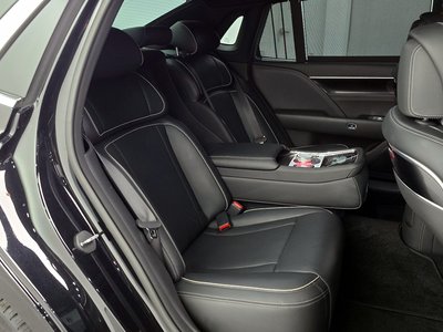 2024 Genesis G90 (RS4) — миниатюра 12