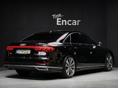 AUDI A8 - 4