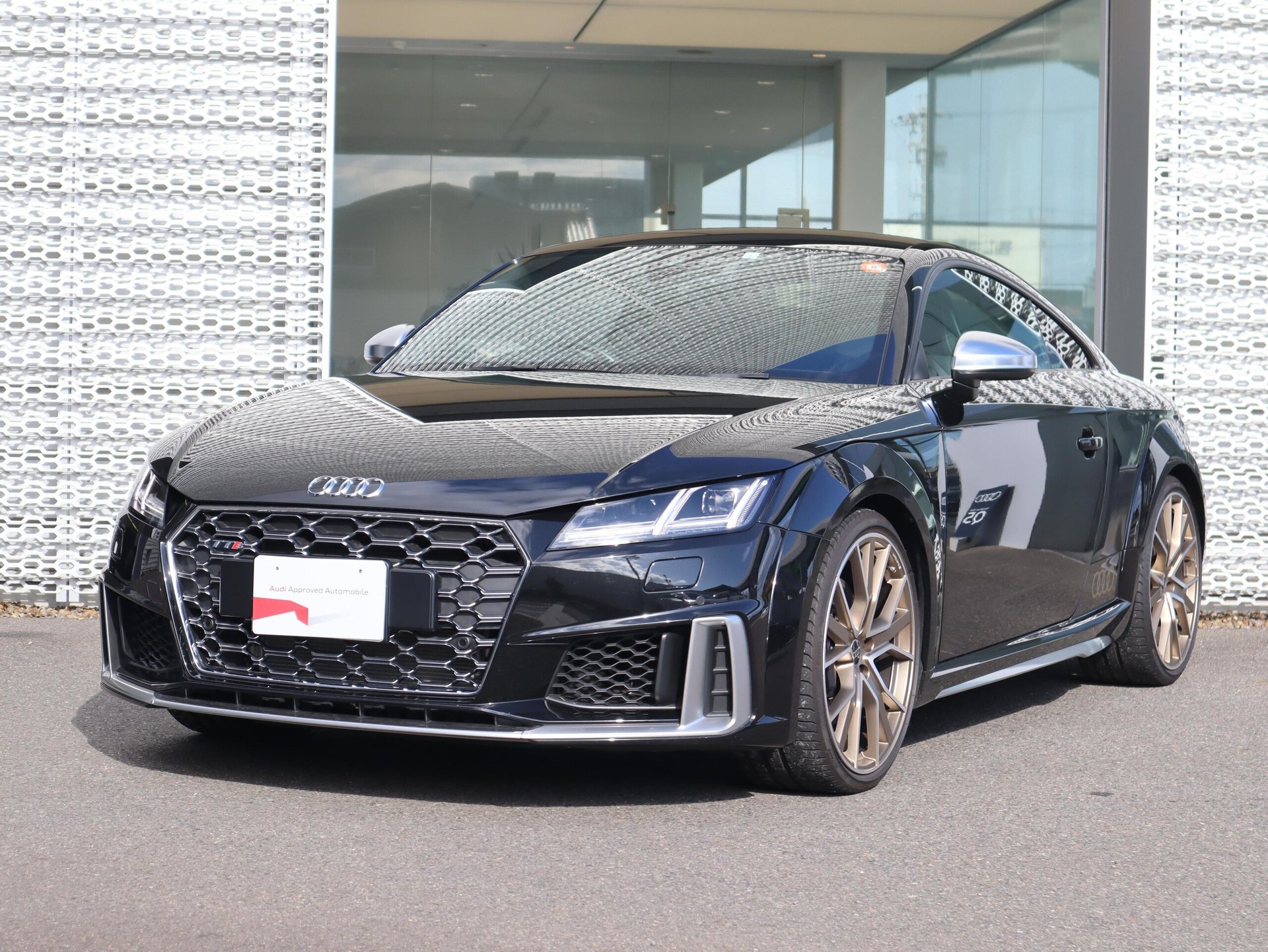 AUDI TTS COUPE - View 1