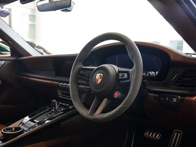 صورة مصغرة 13 لـ 2025 Porsche 911