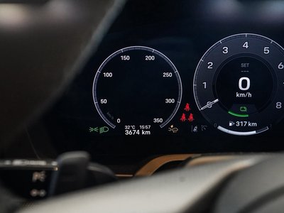 صورة مصغرة 35 لـ 2025 Porsche 911