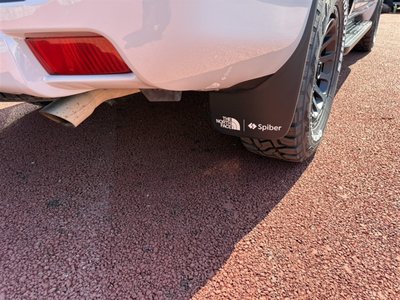 TOYOTA LAND CRUISER PRADO - 10