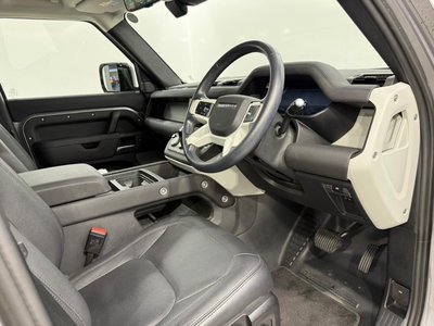 صورة 5 لـ 2024 LAND Rover DEFENDER