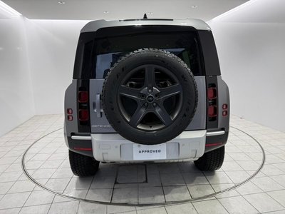 صورة 7 لـ 2024 LAND Rover DEFENDER