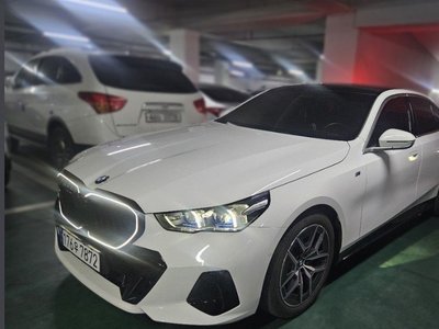 صورة 3 لـ 2024 BMW 5 SERIES