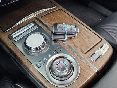 2023 Genesis G80 (RG3) — миниатюра 12