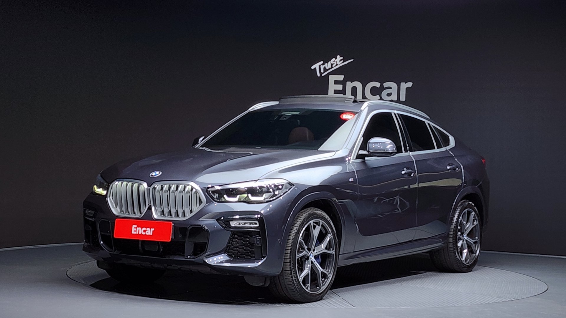 BMW X6 - View 1