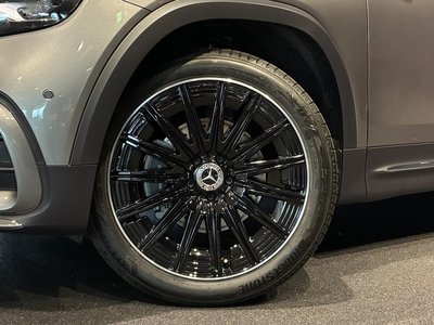 MERCEDES-BENZ GLB - 3