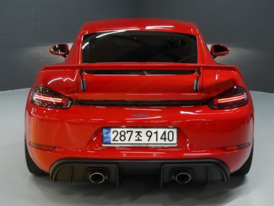 صورة 6 لـ 2023 Porsche 718