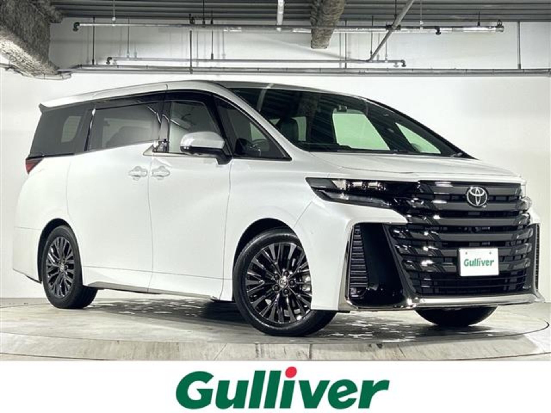TOYOTA VELLFIRE - View 1