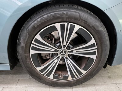 MERCEDES-BENZ E-CLASS - 6