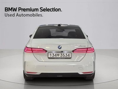 2025 BMW 5 SERIES 照片 3
