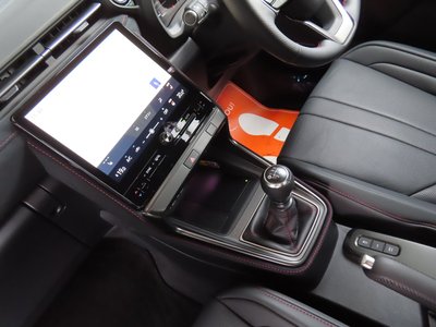 2025 Lexus LBX — миниатюра 67